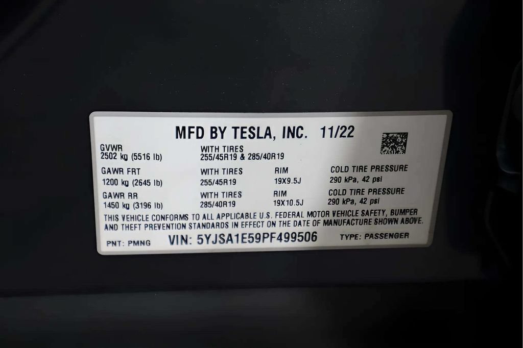 Used 2023 Tesla Model S Standard Range AWD/4WD image 40