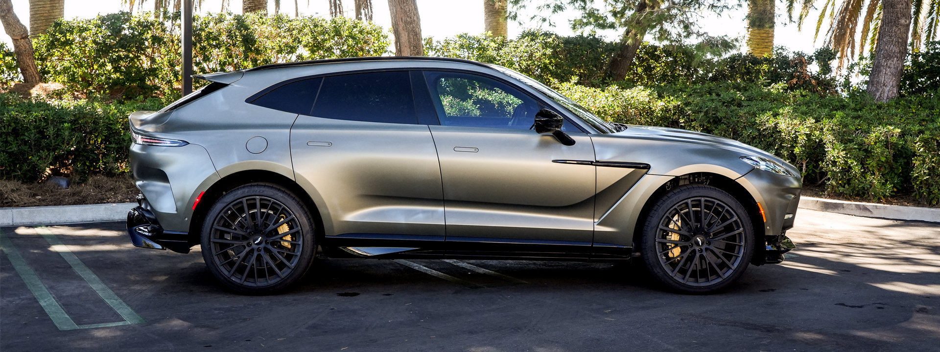 Used 2024 Aston Martin DBX 707 AWD/4WD image 28