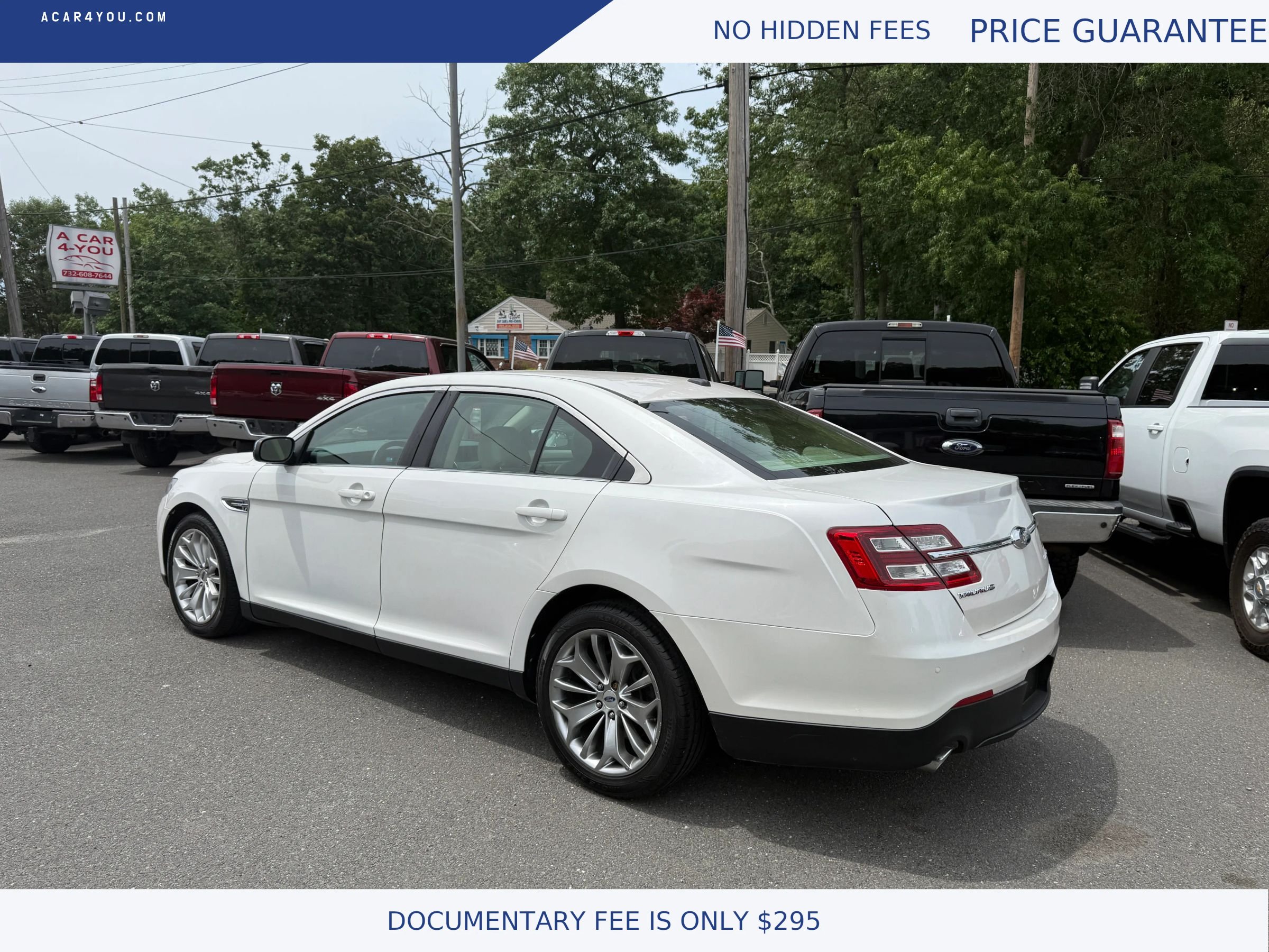 Used 2019 Ford Taurus Limited FWD image 3