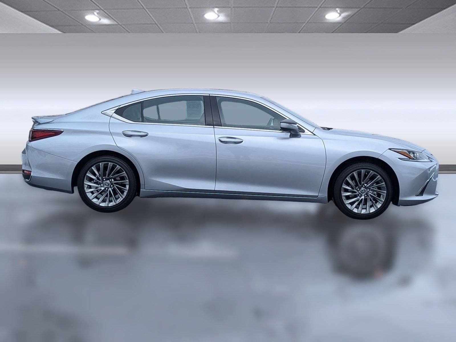 Certified 2025 Lexus ES 300h w/ Luxury Package image 8