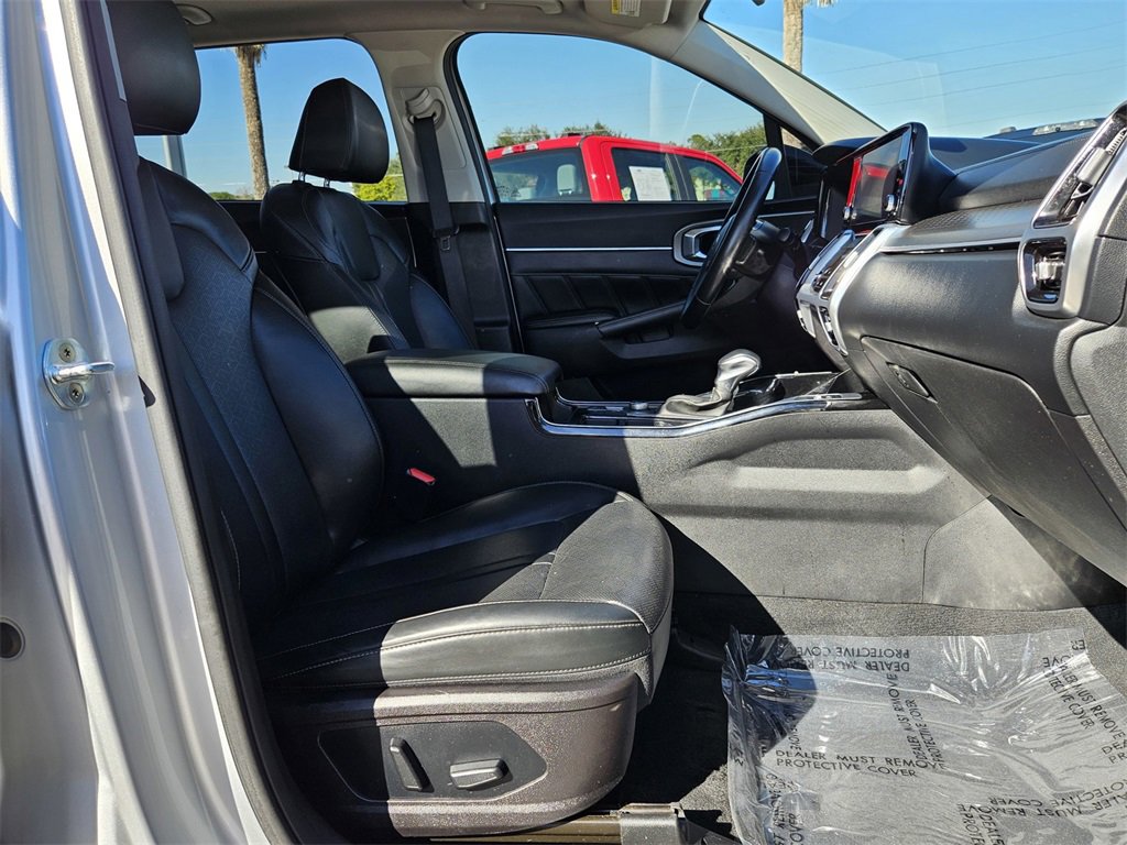 Used 2021 Kia Sorento SX image 35