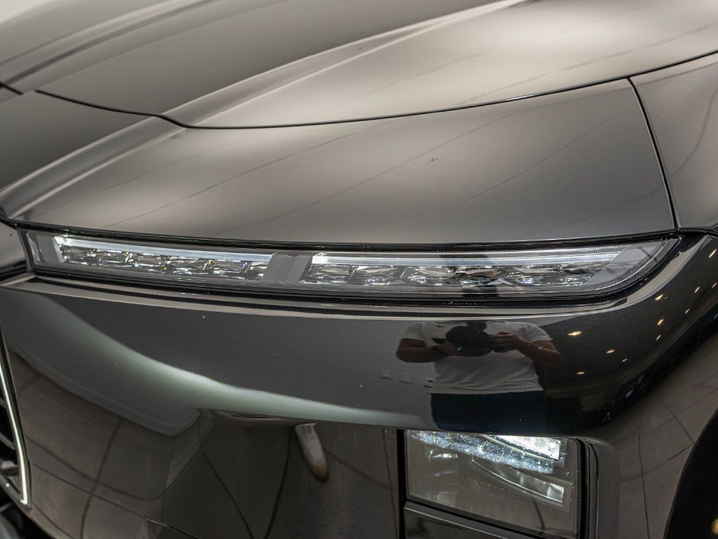 New 2027 BMW 740i xDrive AWD/4WD image 16
