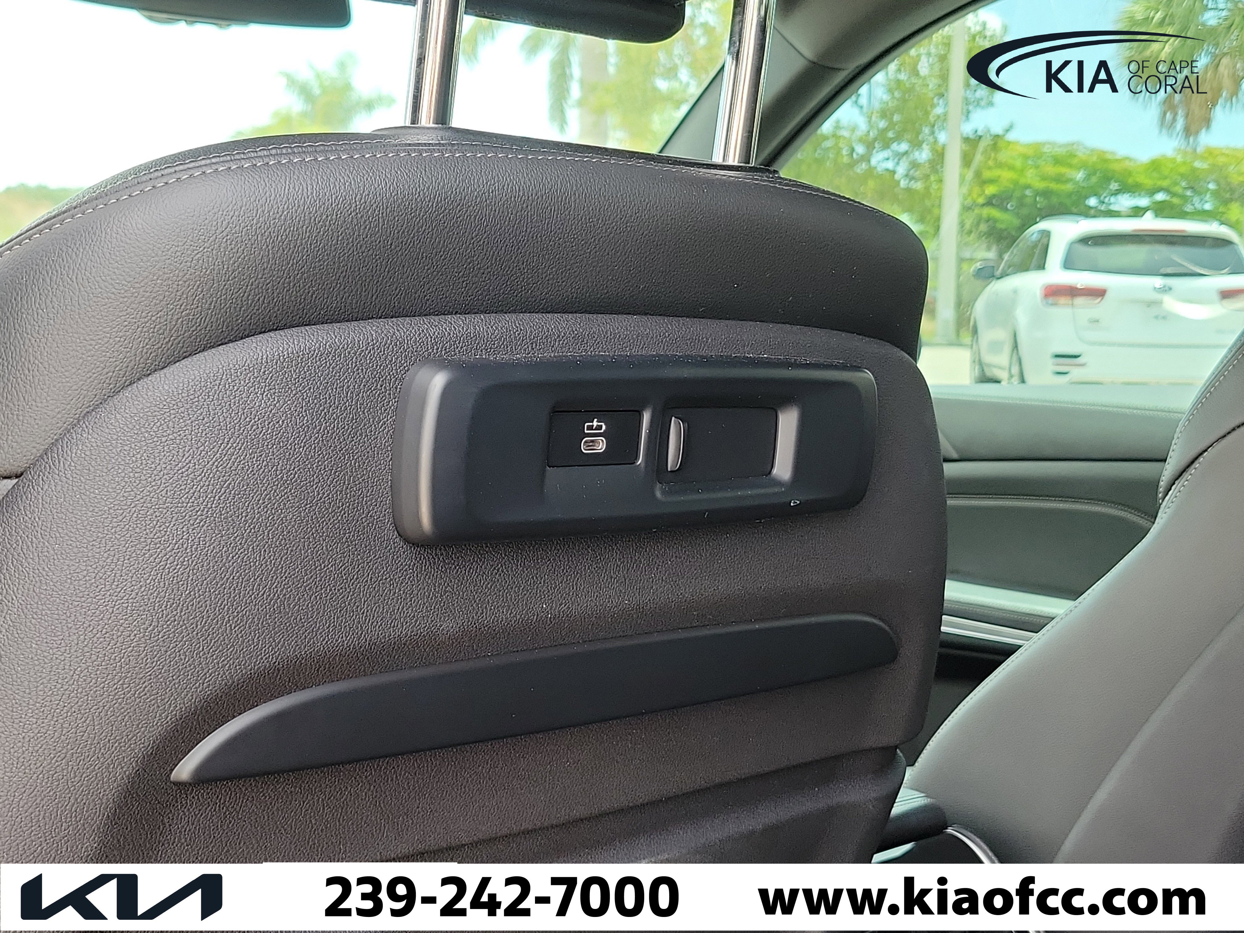 Used 2019 BMW X5 xDrive50i AWD/4WD image 19