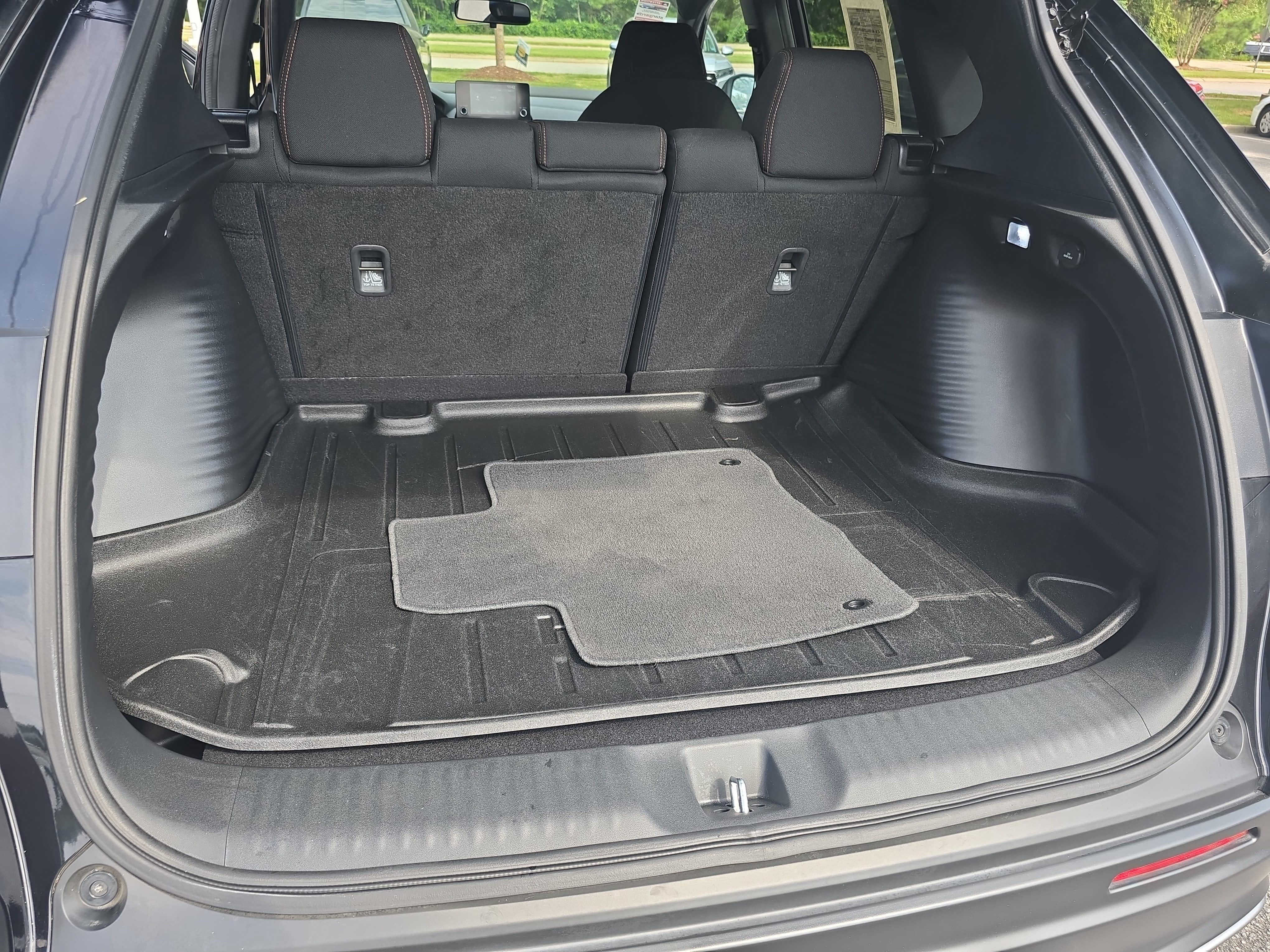 Used 2024 Honda HR-V Sport image 12