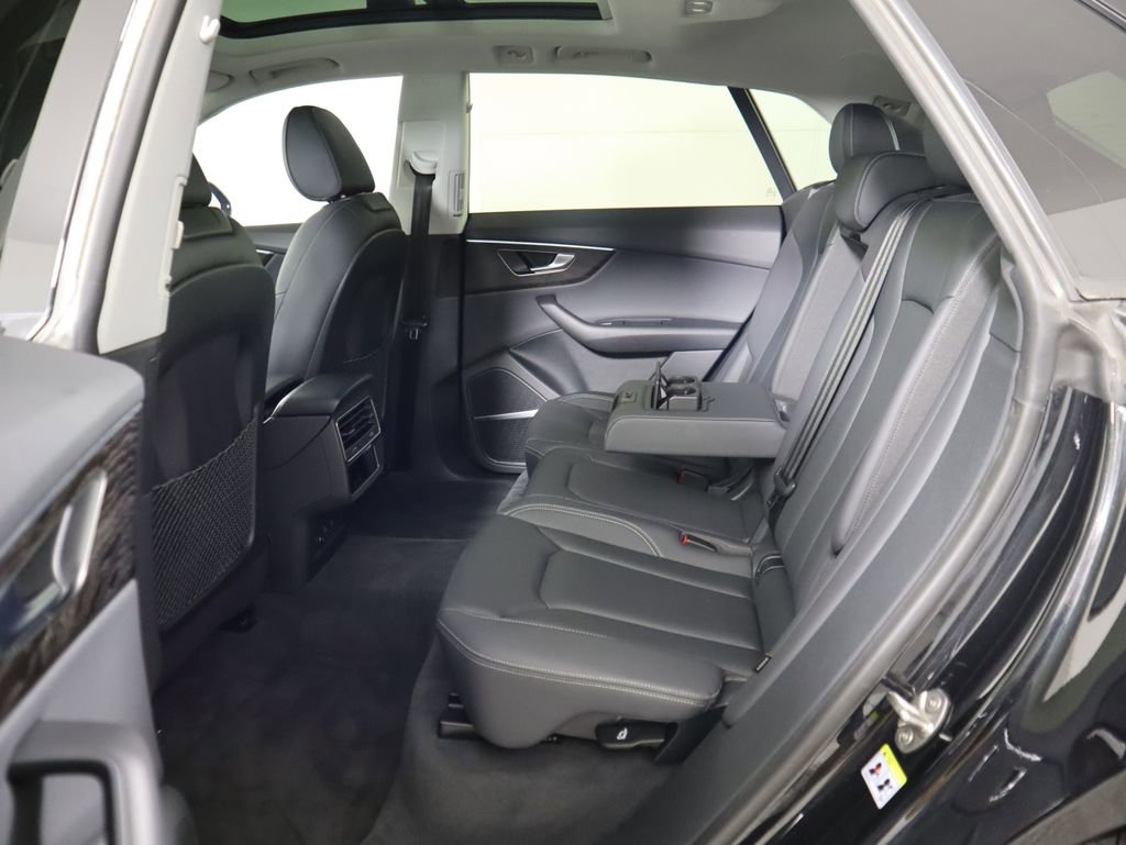 Certified 2022 Audi Q8 Premium Plus w/ Premium Plus Package image 22
