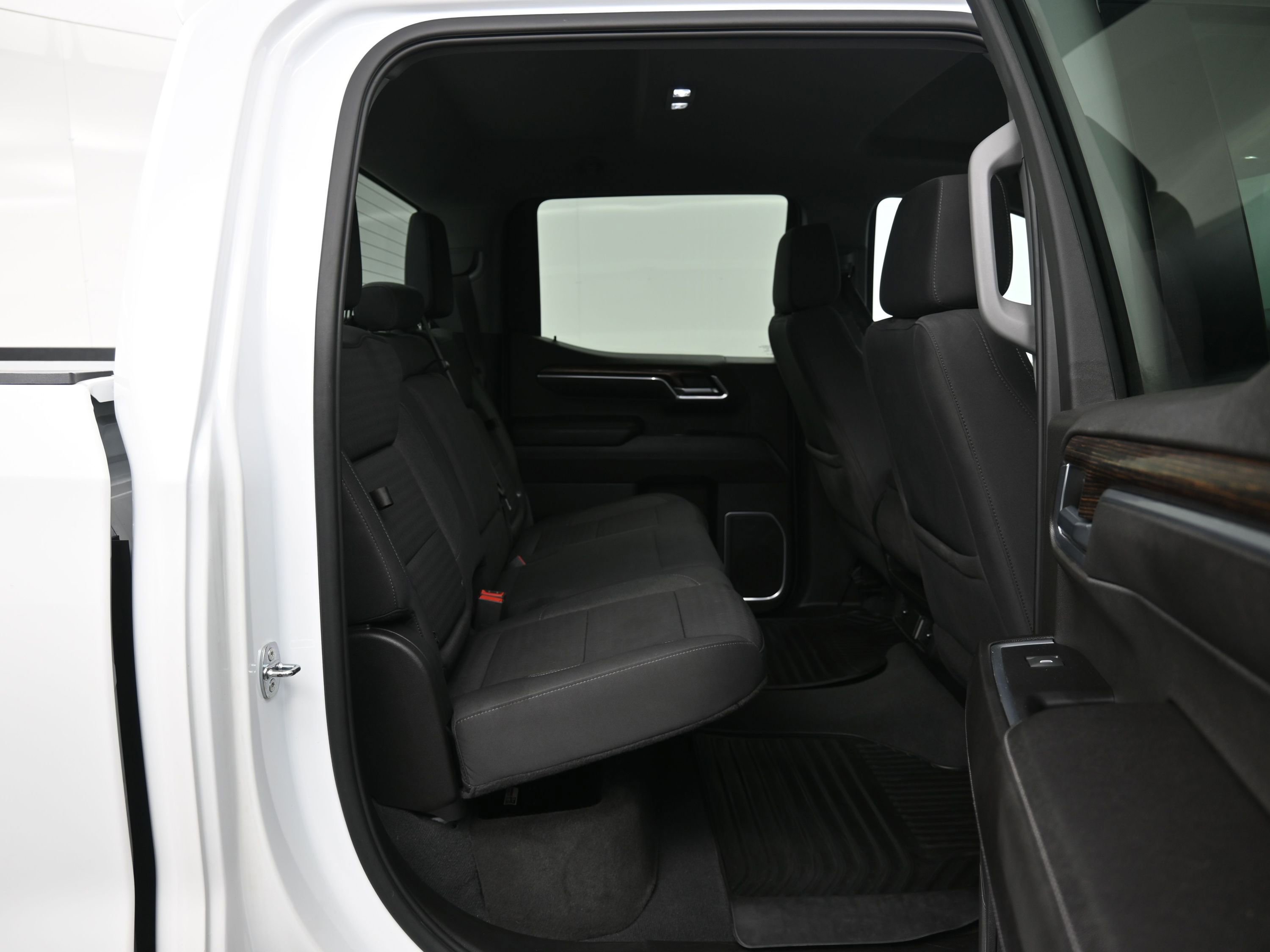 Used 2022 GMC Sierra 1500 Elevation image 27