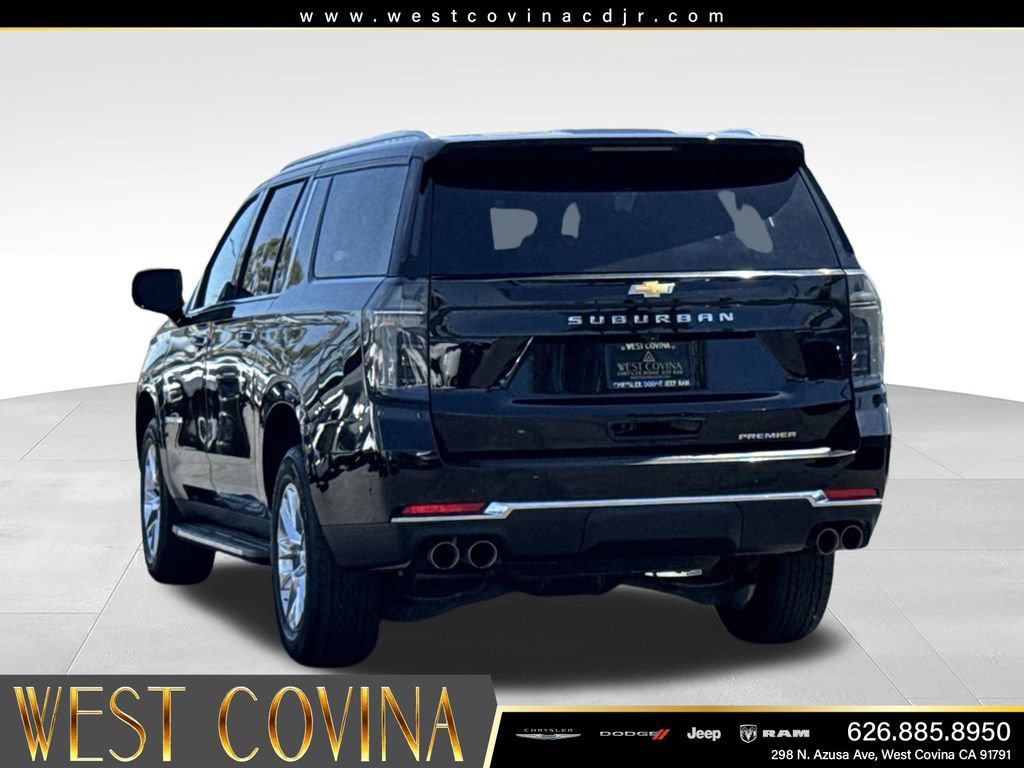 Used 2025 Chevrolet Suburban Premier AWD/4WD image 8