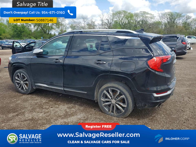 Used 2019 GMC Terrain Denali w/ Driver Alert Package II AWD/4WD image 3