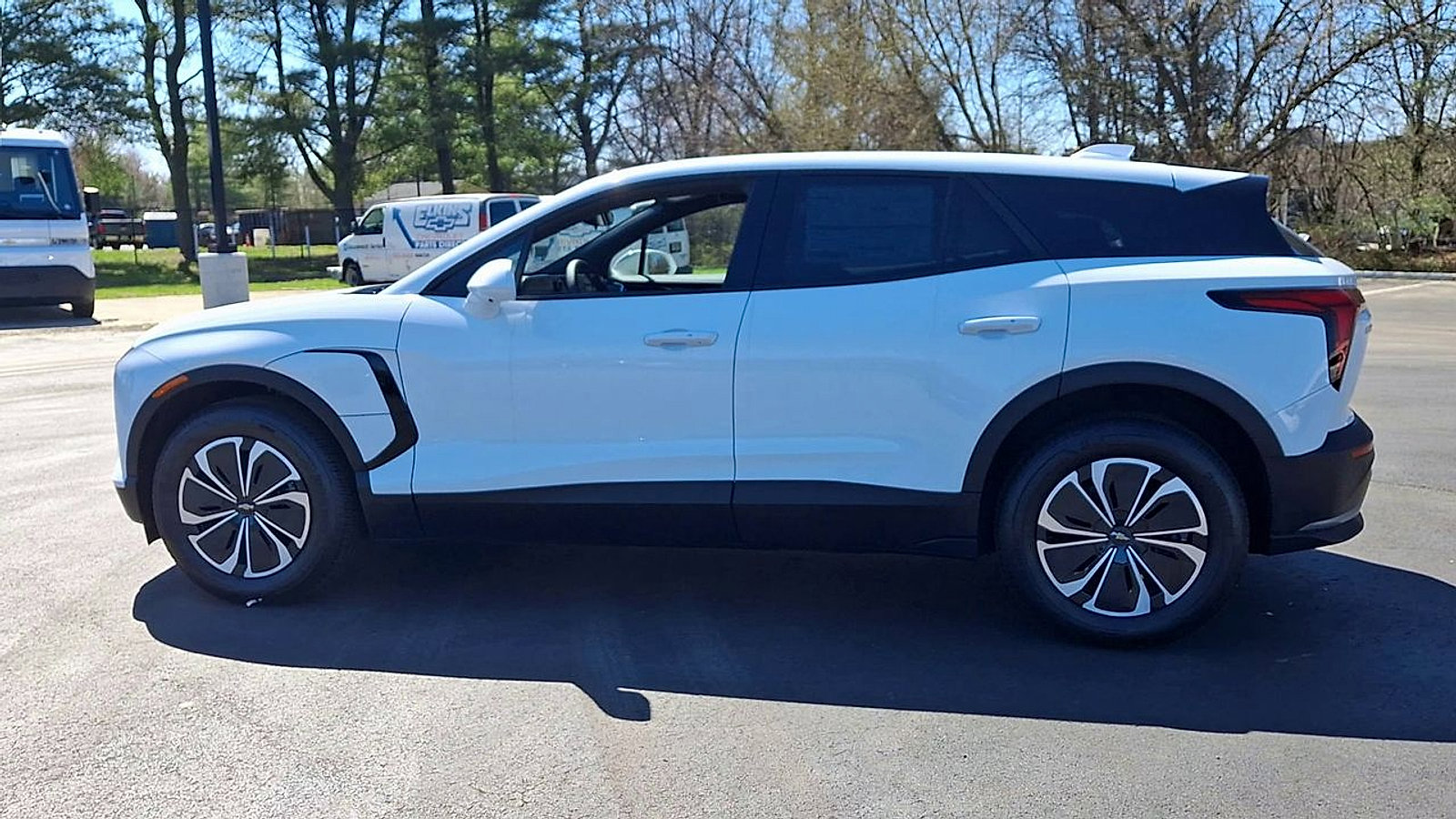 New 2026 Chevrolet Blazer EV LT image 8