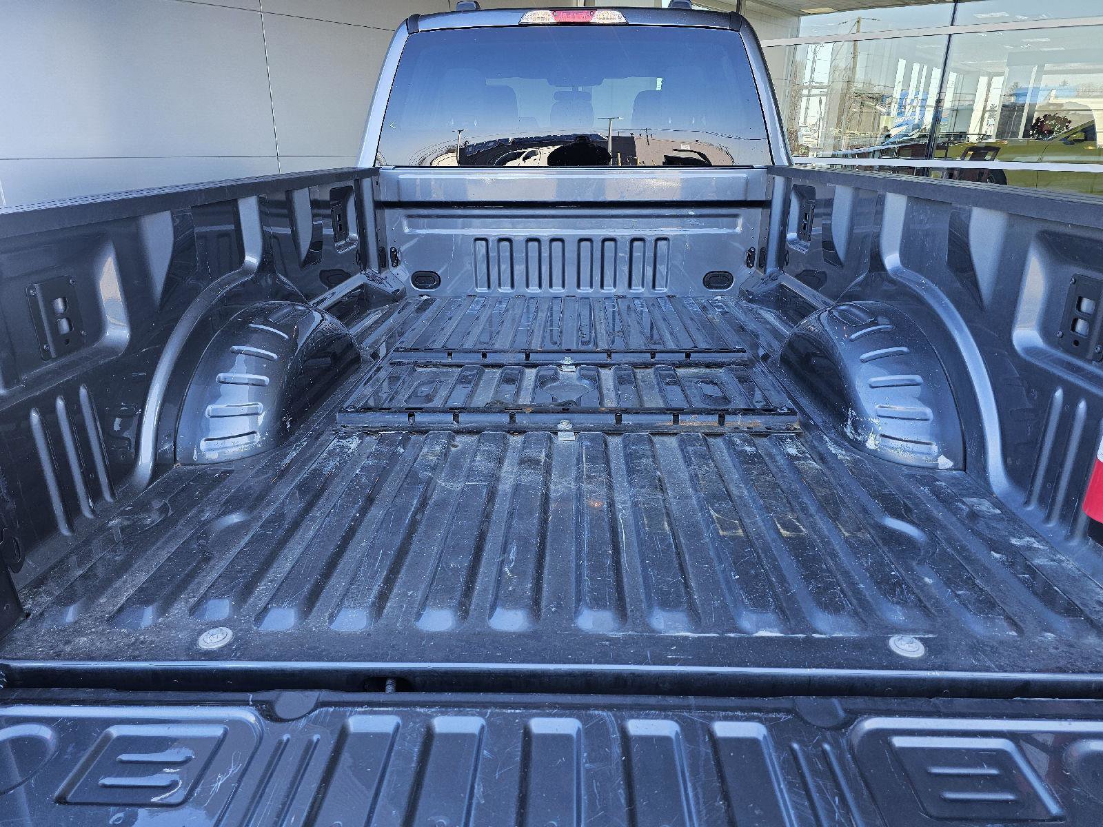 Used 2025 Ford F350 XLT image 5