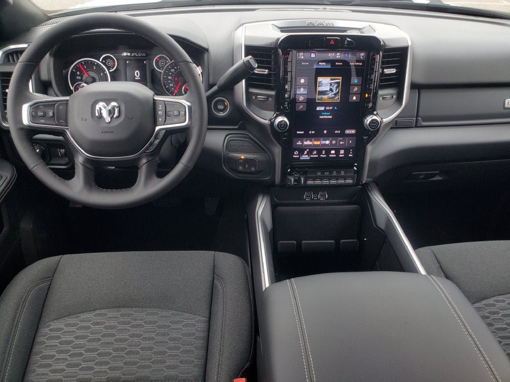 New 2027 RAM 3500 Big Horn AWD/4WD image 23
