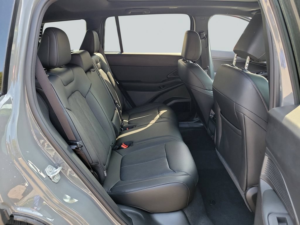 New 2026 Jeep Cherokee Overland AWD/4WD image 35