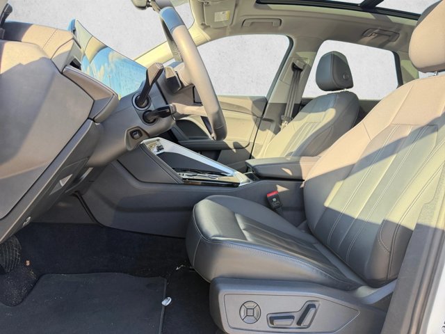 Used 2025 Audi Q5 Premium w/ Convenience Package AWD/4WD image 10