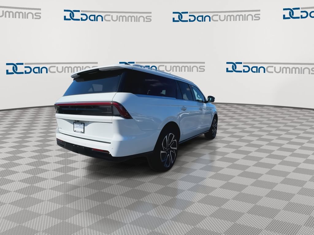 New 2027 Lincoln Navigator L Reserve AWD/4WD image 8