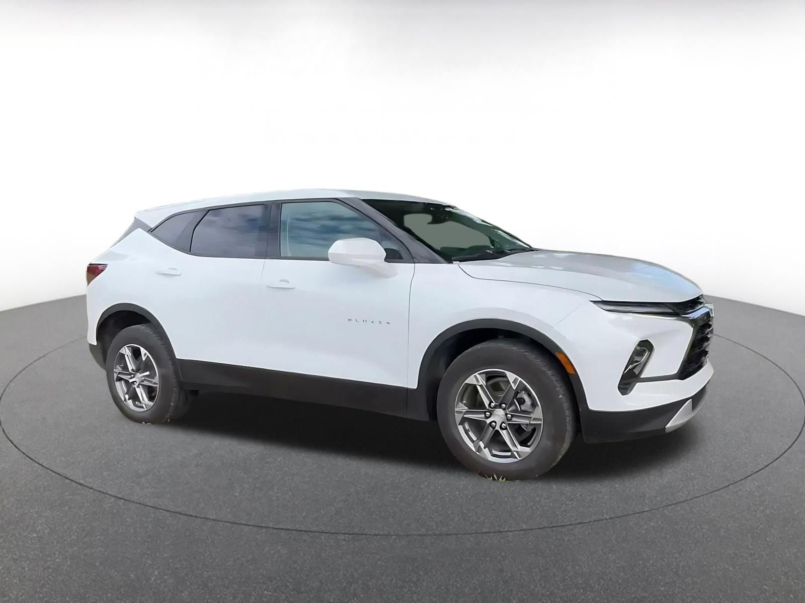 Used 2026 Chevrolet Blazer LT FWD video 2