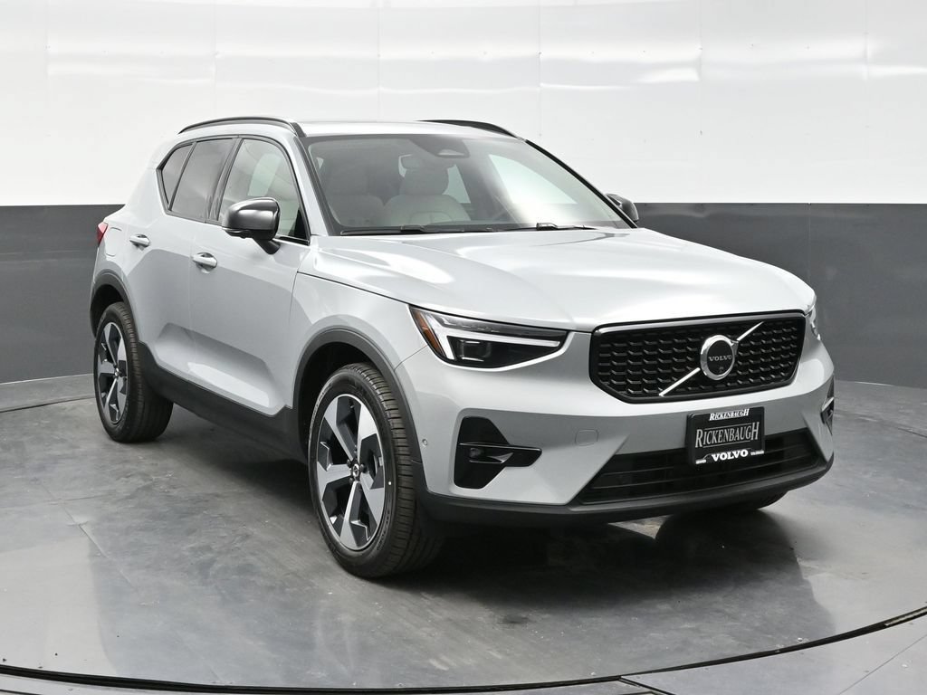 New 2026 Volvo XC40 B5 Plus w/ Protection Package Premier AWD/4WD image 1