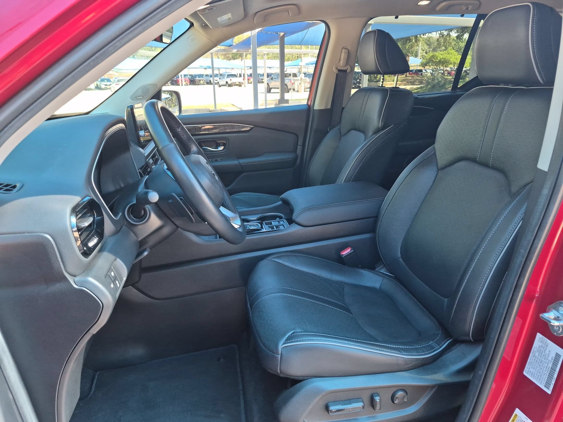 Certified 2025 Honda Pilot Elite image 29