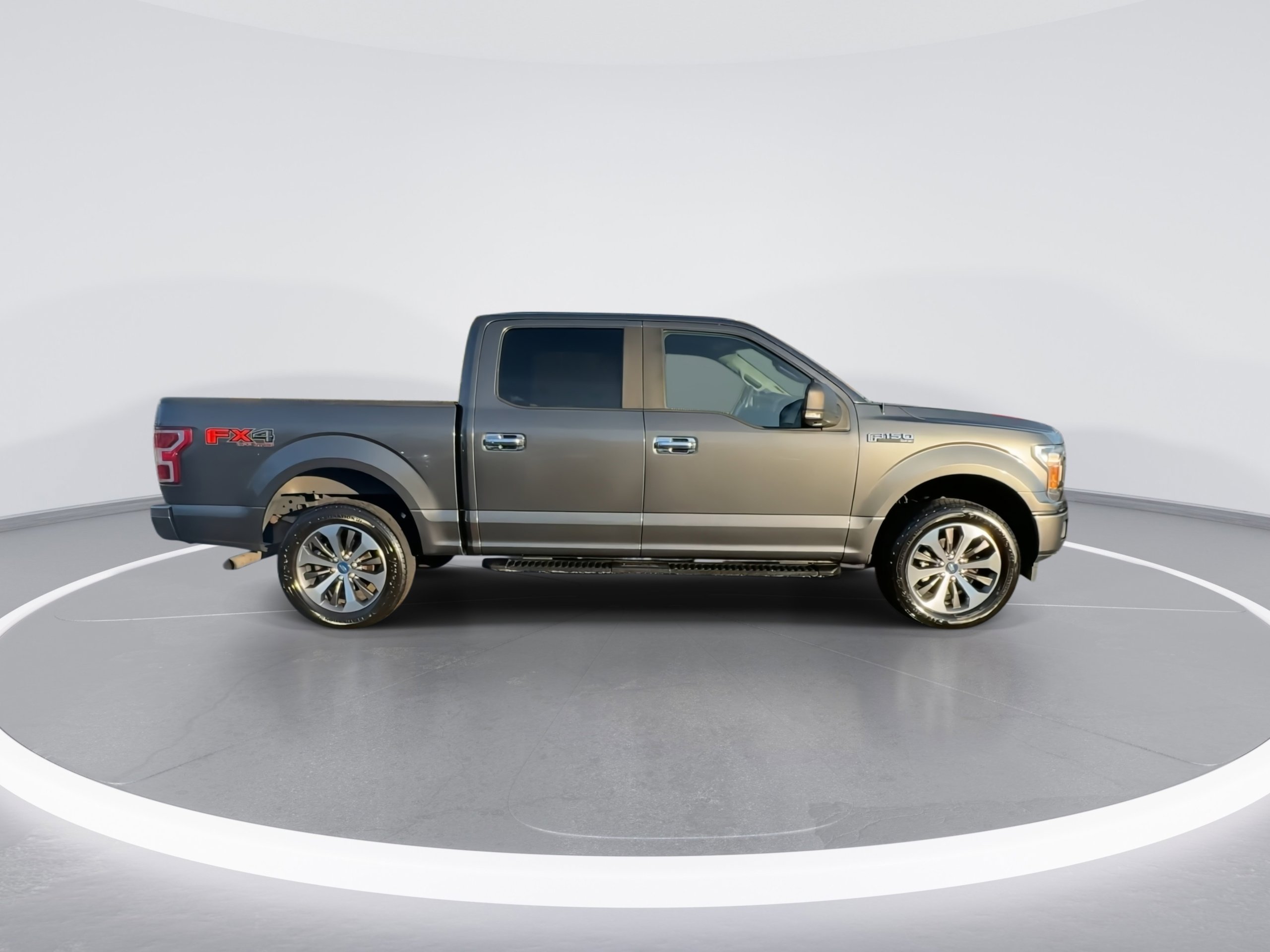 Used 2020 Ford F150 XL w/ Equipment Group 101A Mid image 9