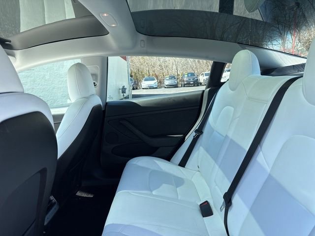 Used 2021 Tesla Model 3 Long Range AWD/4WD image 14
