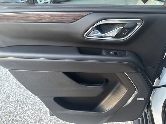 Used 2021 Chevrolet Tahoe LT w/ LT Signature Package image 21