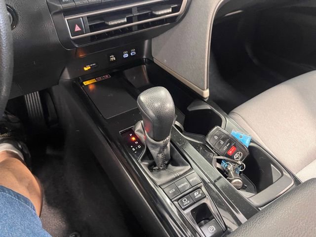 Used 2025 Toyota Camry LE FWD image 29