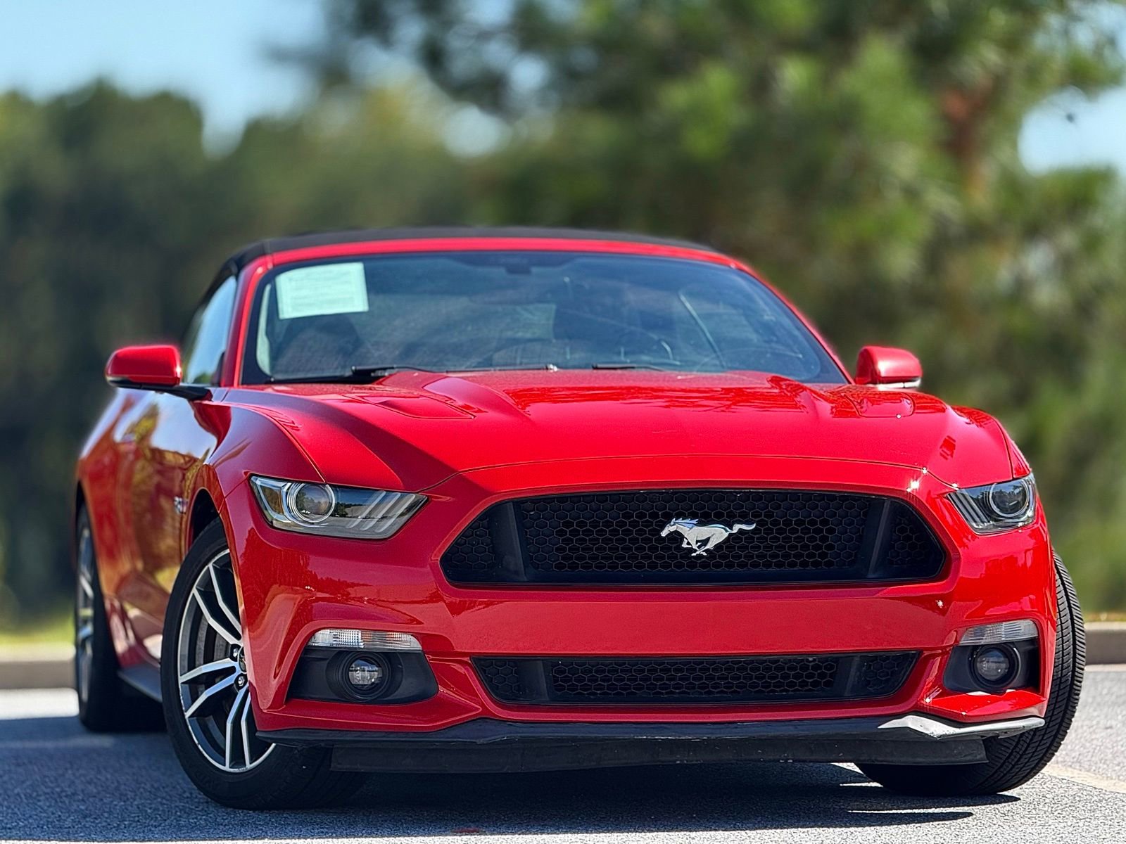 Used 2015 Ford Mustang GT Premium image 3