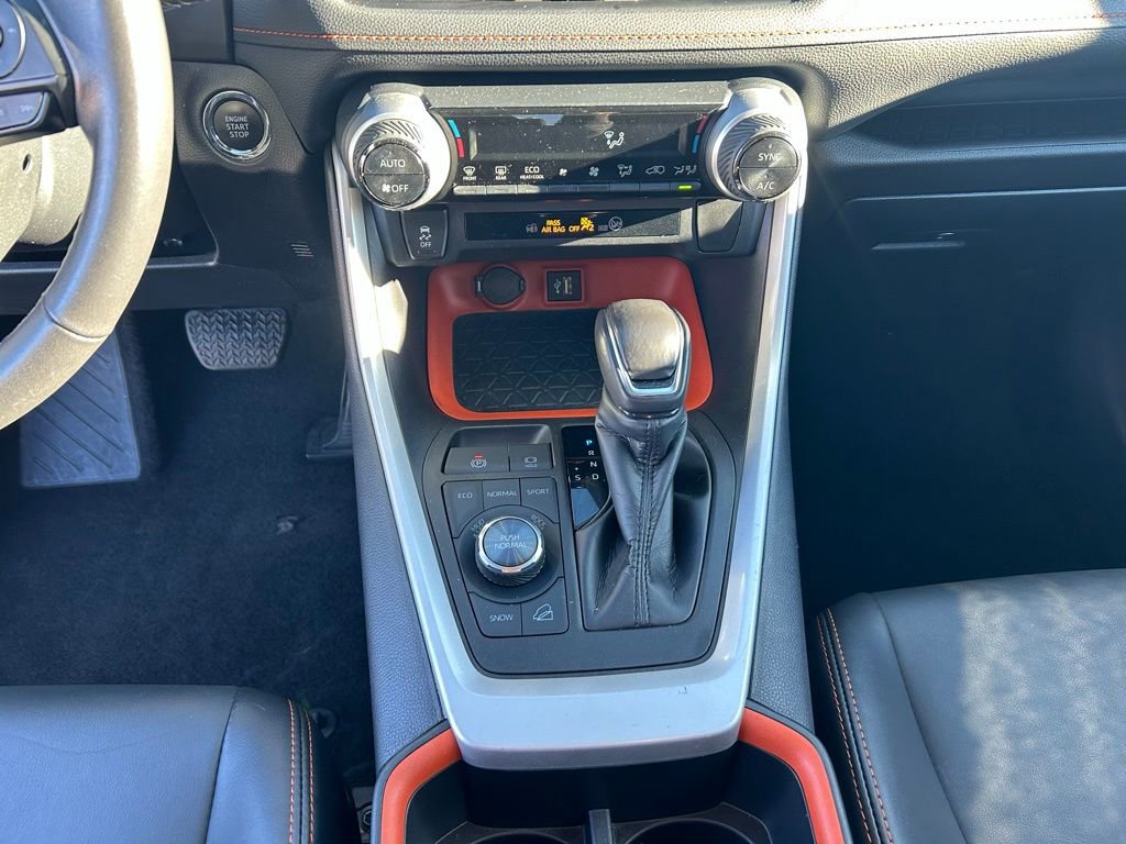 Used 2024 Toyota RAV4 Adventure image 24