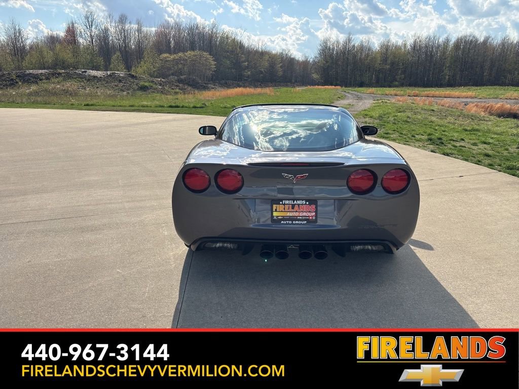Used 2010 Chevrolet Corvette Coupe w/ 1LT image 8