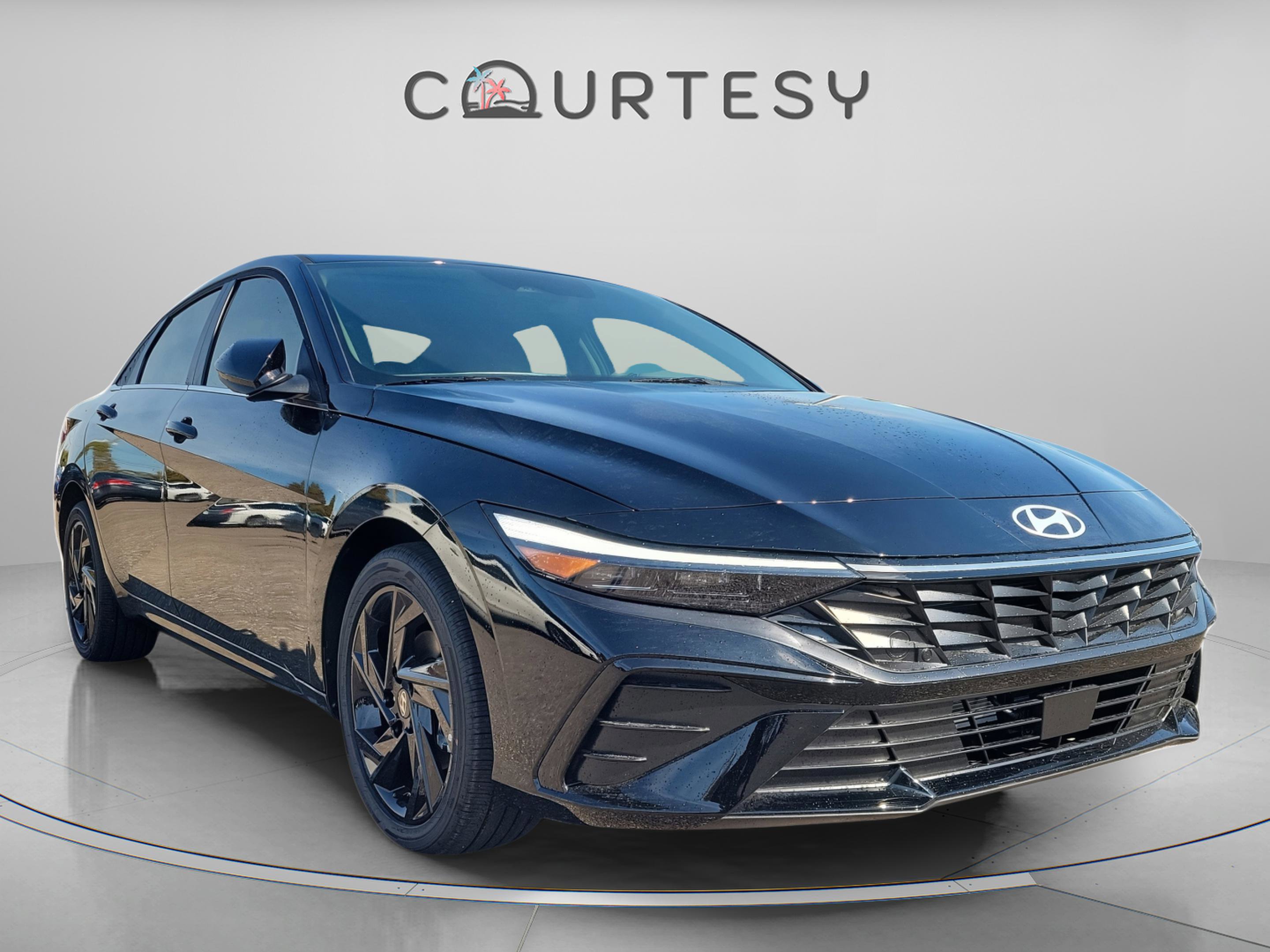 New 2026 Hyundai Elantra SEL Sport image 5