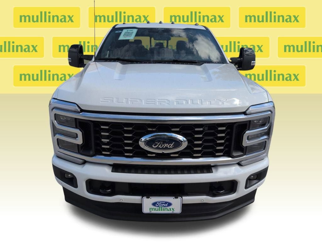 New 2026 Ford F350 Platinum w/ FX4 Off-Road Package image 13