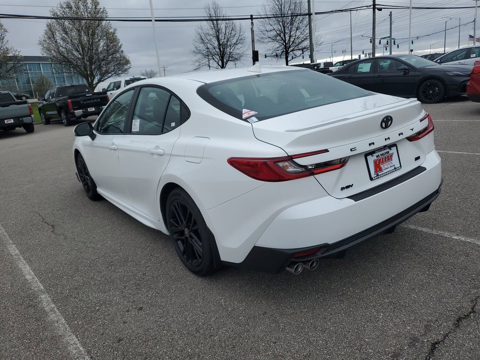 New 2026 Toyota Camry SE image 3