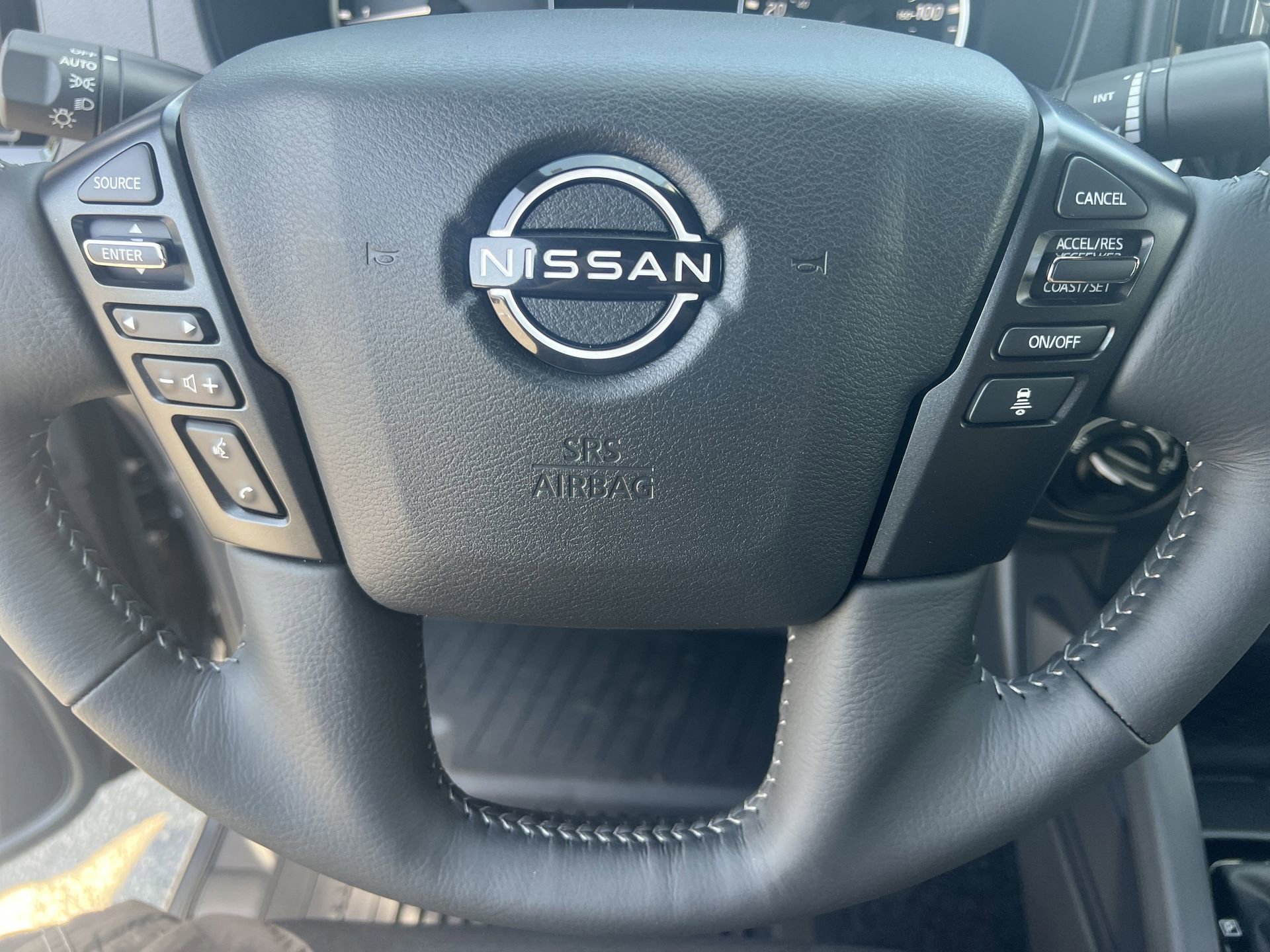 New 2026 Nissan Frontier SV AWD/4WD image 9
