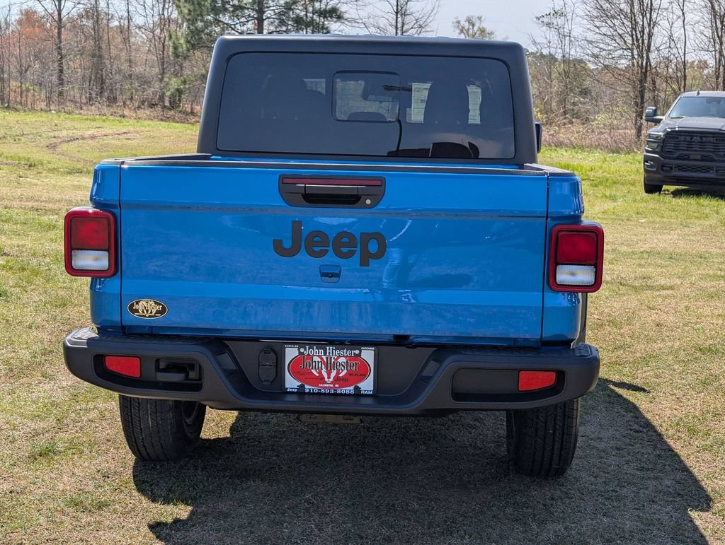 New 2026 Jeep Gladiator Sport AWD/4WD image 6
