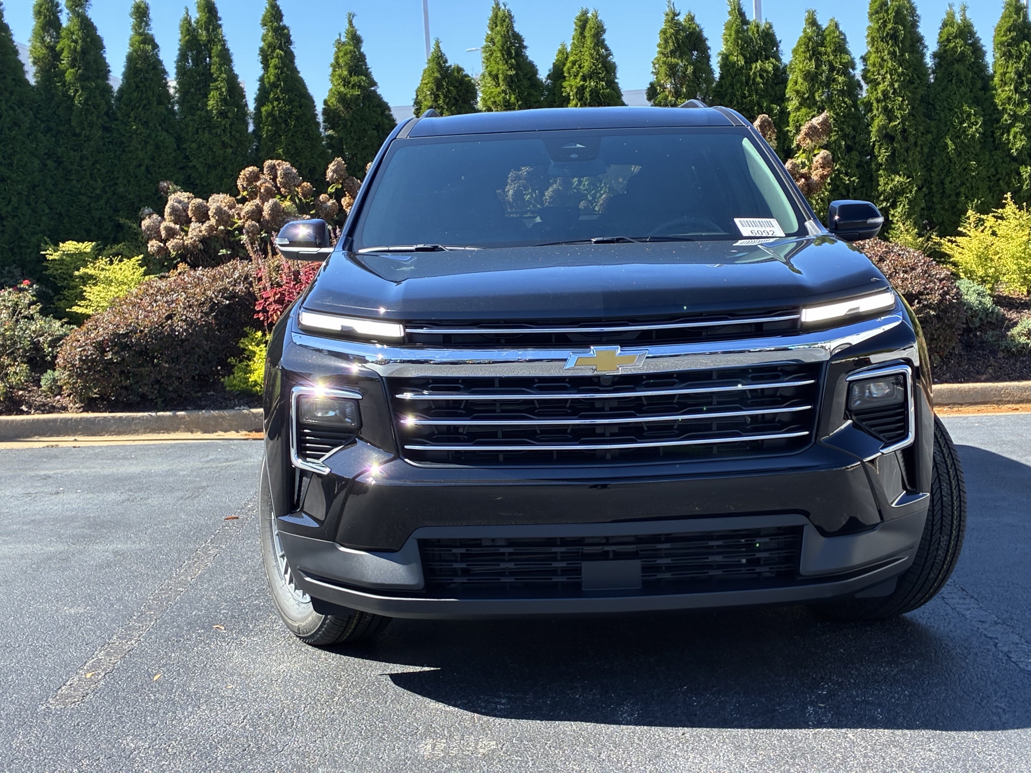 New 2027 Chevrolet Traverse LT FWD image 5