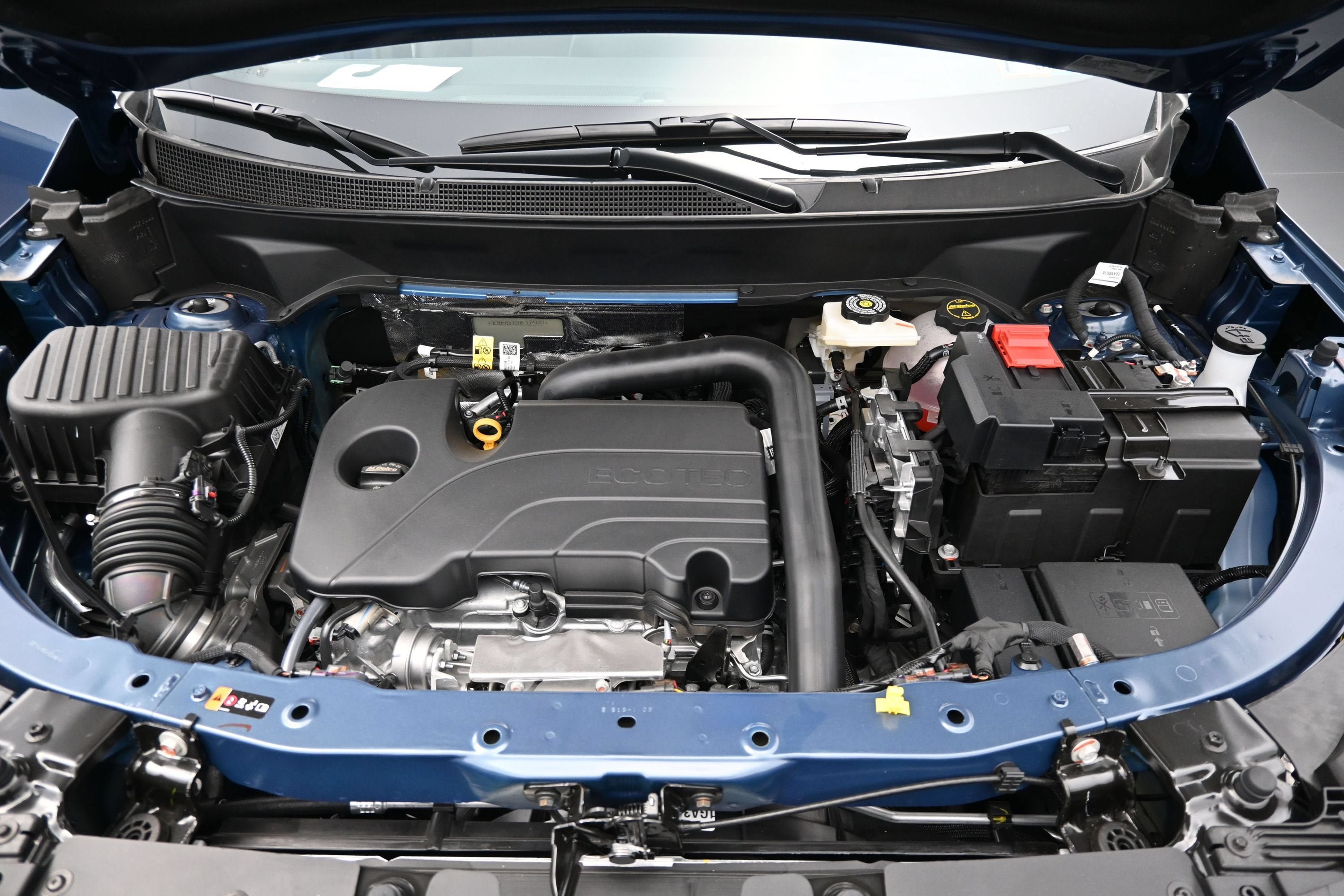 New 2027 Chevrolet Equinox LT w/ Convenience Package II FWD image 36