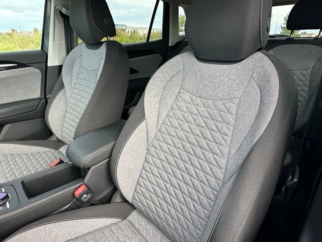 Certified 2025 Volkswagen Tiguan S w/ 18" Wheel Package AWD/4WD image 23