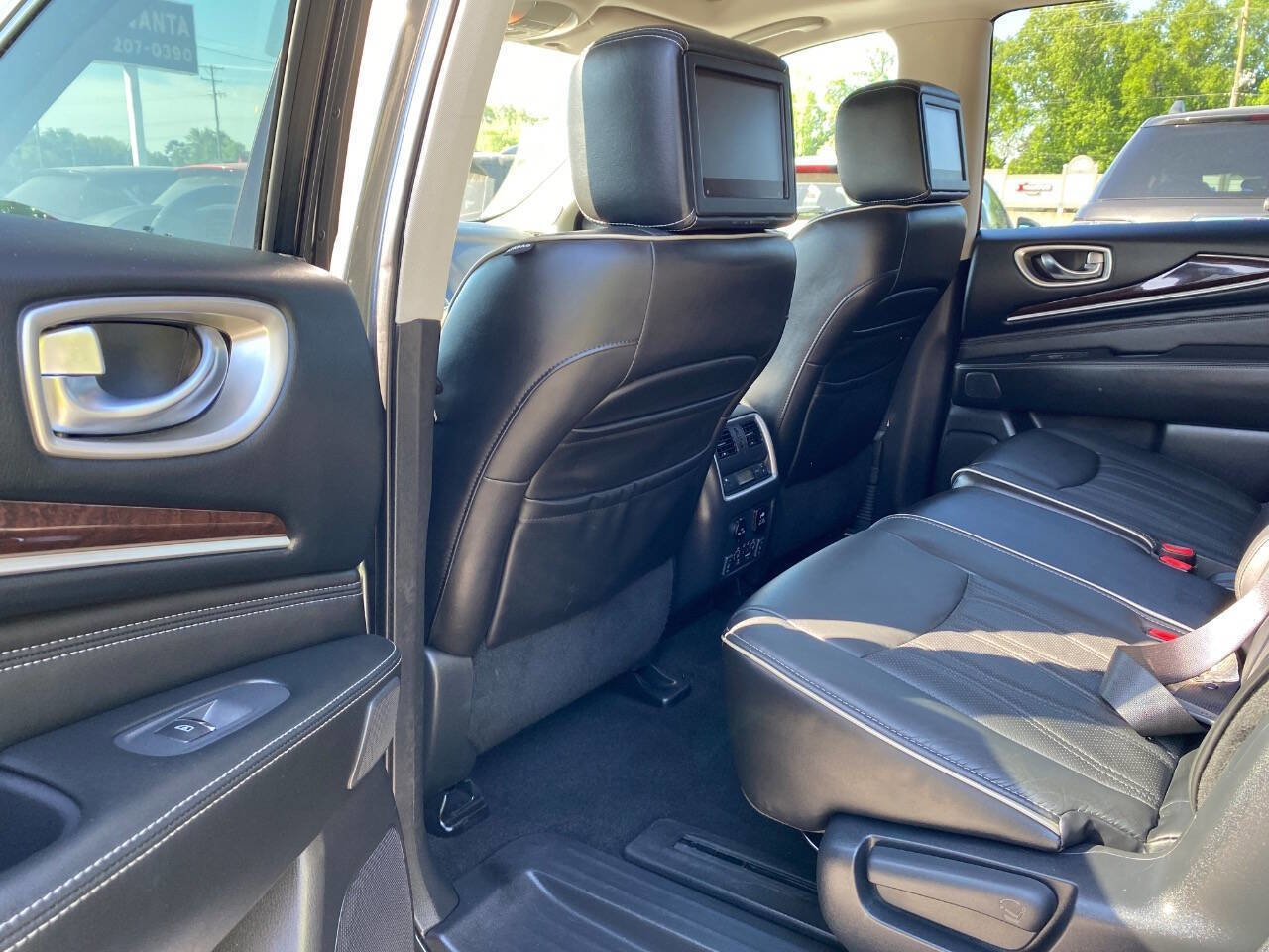 Used 2018 INFINITI QX60 Luxe w/ Deluxe Technology Package AWD/4WD image 9