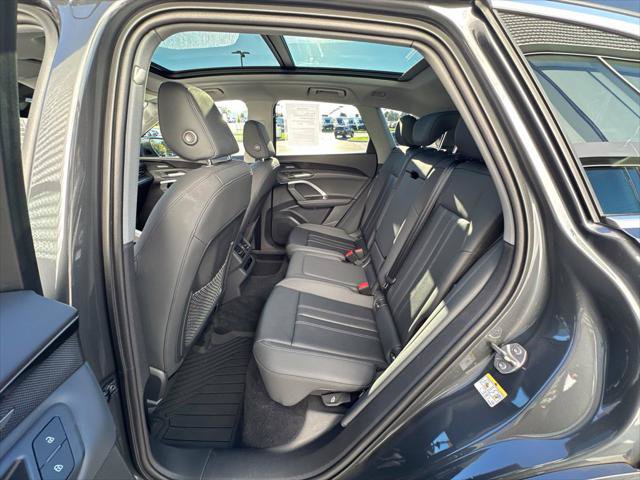 Certified 2025 Audi Q5 Premium AWD/4WD image 12
