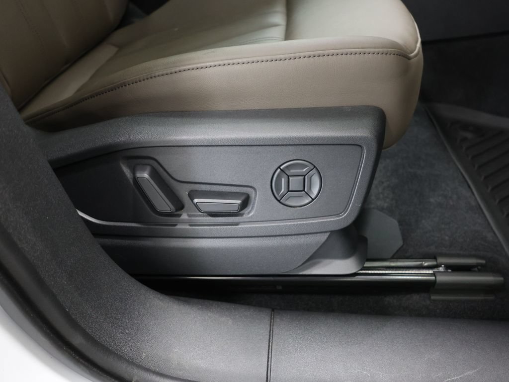 Certified 2025 Audi Q5 Premium w/ Premium Plus AWD/4WD image 22