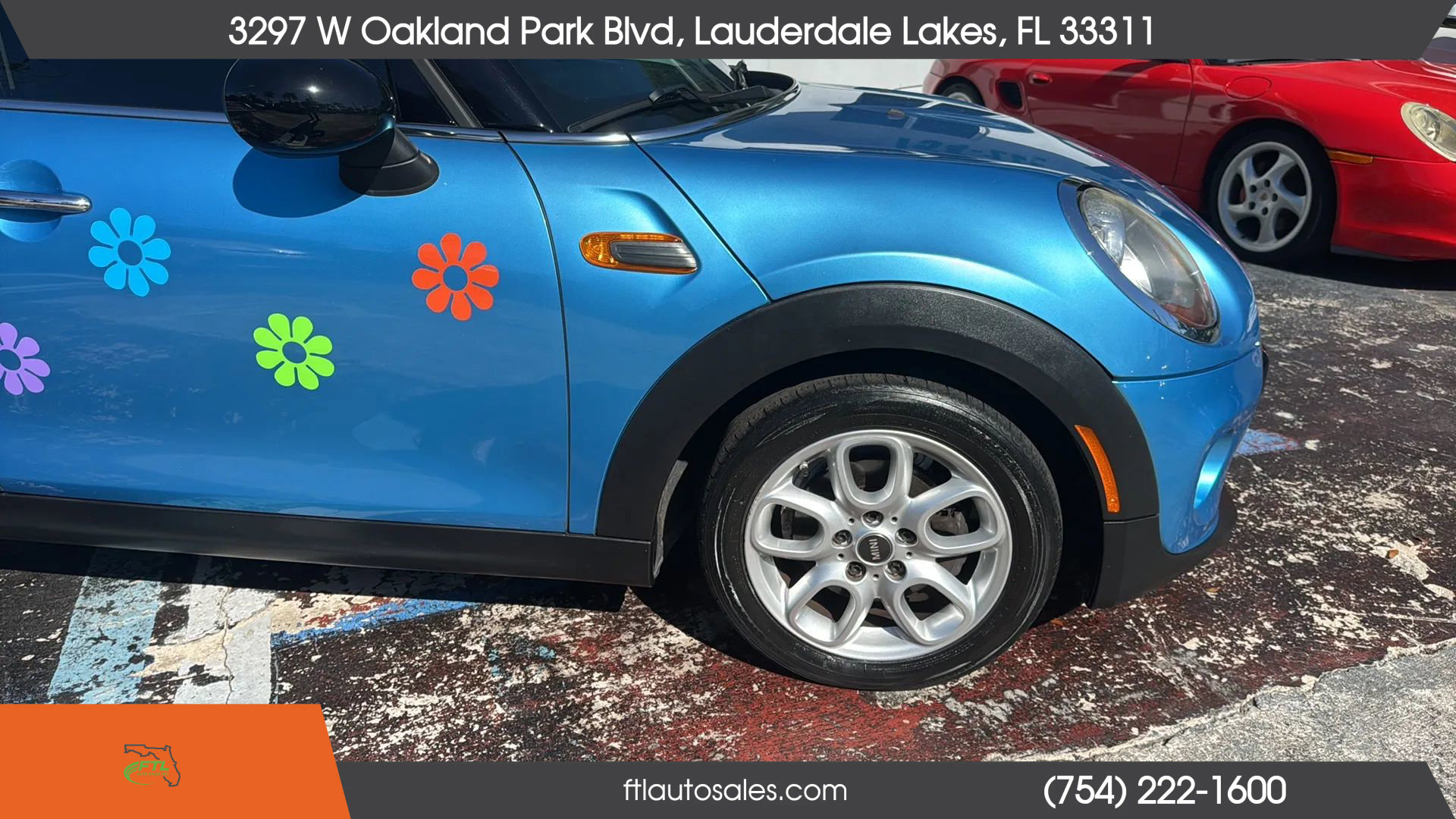 Used 2015 MINI Cooper 4-Door Hardtop image 15