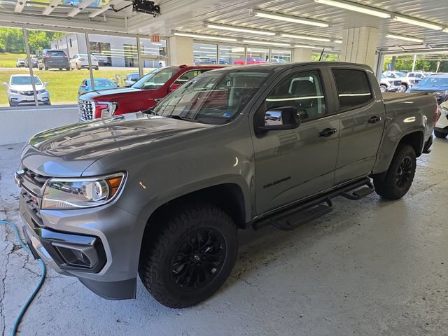 Used 2022 Chevrolet Colorado Z71 w/ Trail Boss Package AWD/4WD image 2