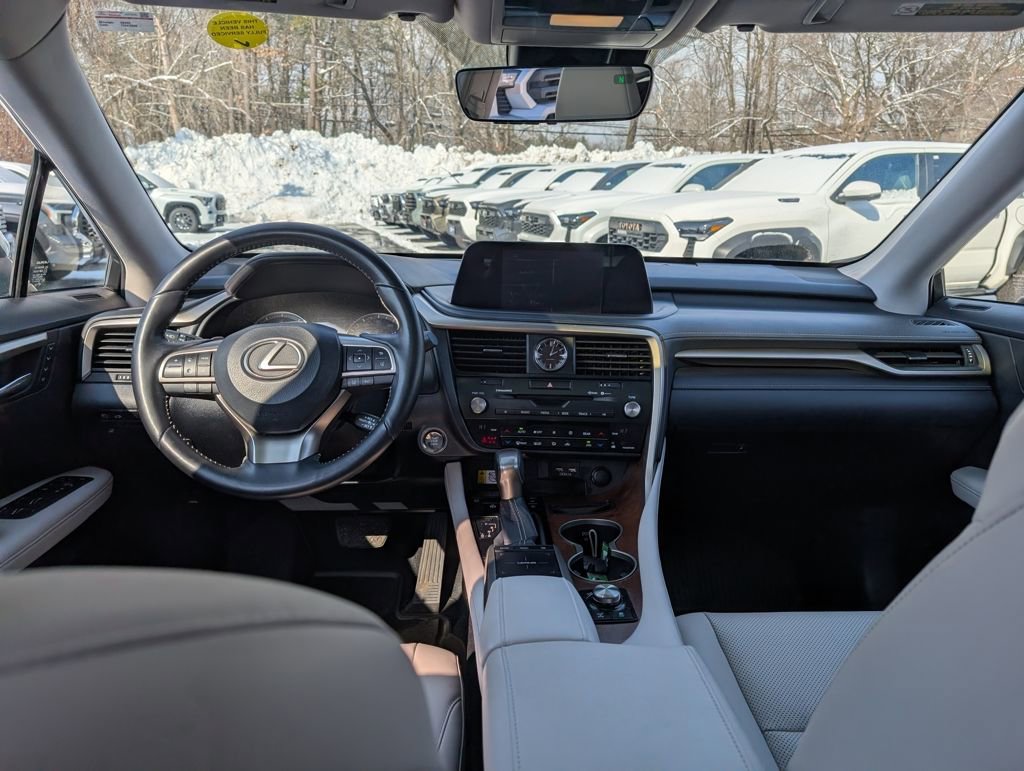 Used 2022 Lexus RX 350L Premium w/ Premium Package image 22