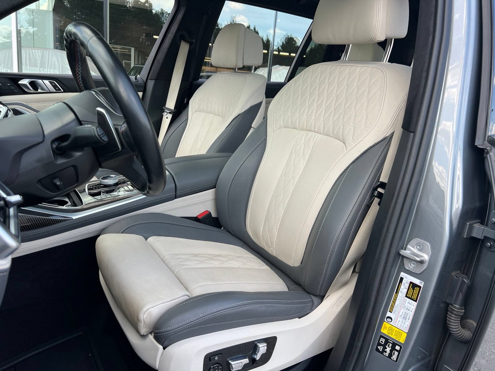 Used 2024 BMW X7 M60i w/ Executive Package AWD/4WD image 33
