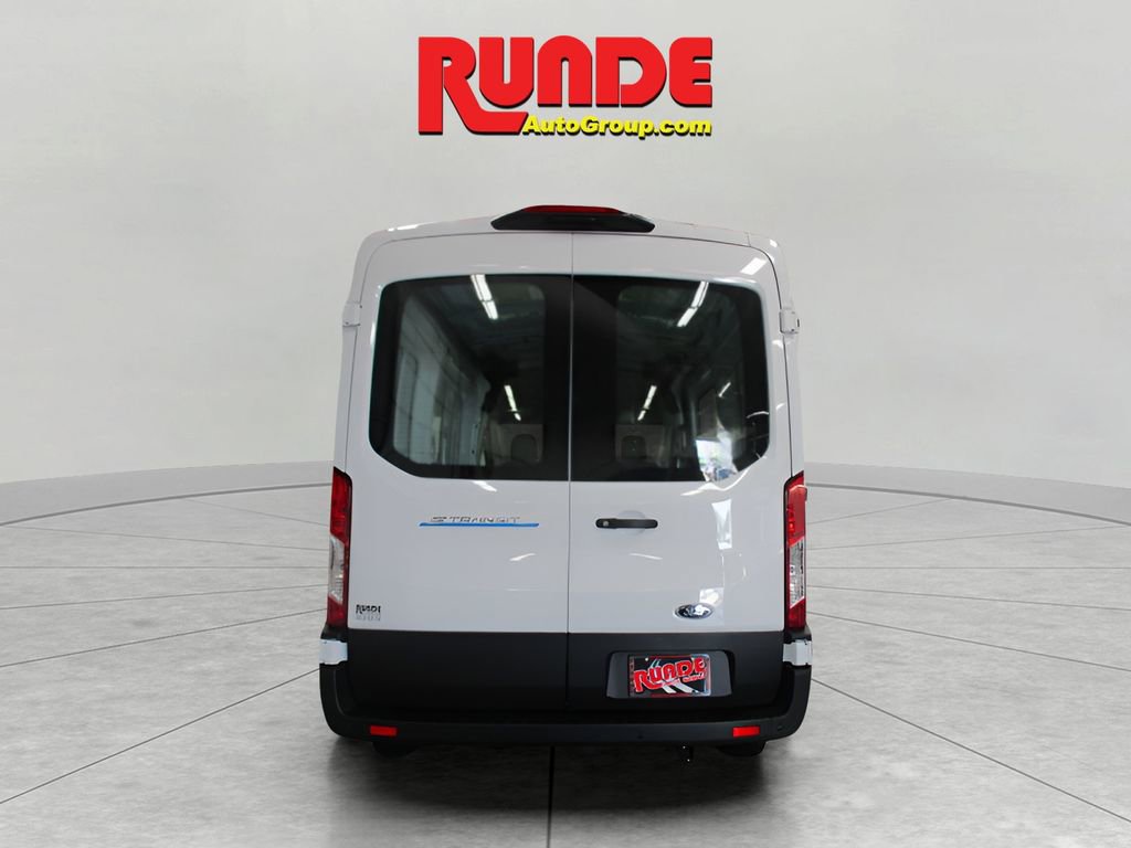 Used 2023 Ford E-Transit Medium Roof image 6