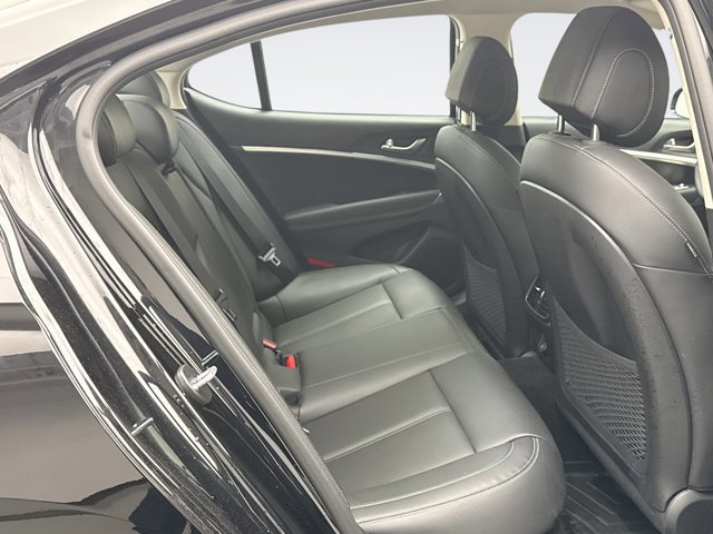 Used 2023 Genesis G70 2.0T image 18