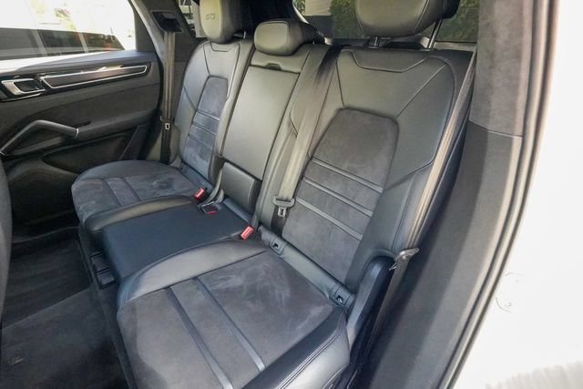 Used 2022 Porsche Cayenne GTS AWD/4WD image 82