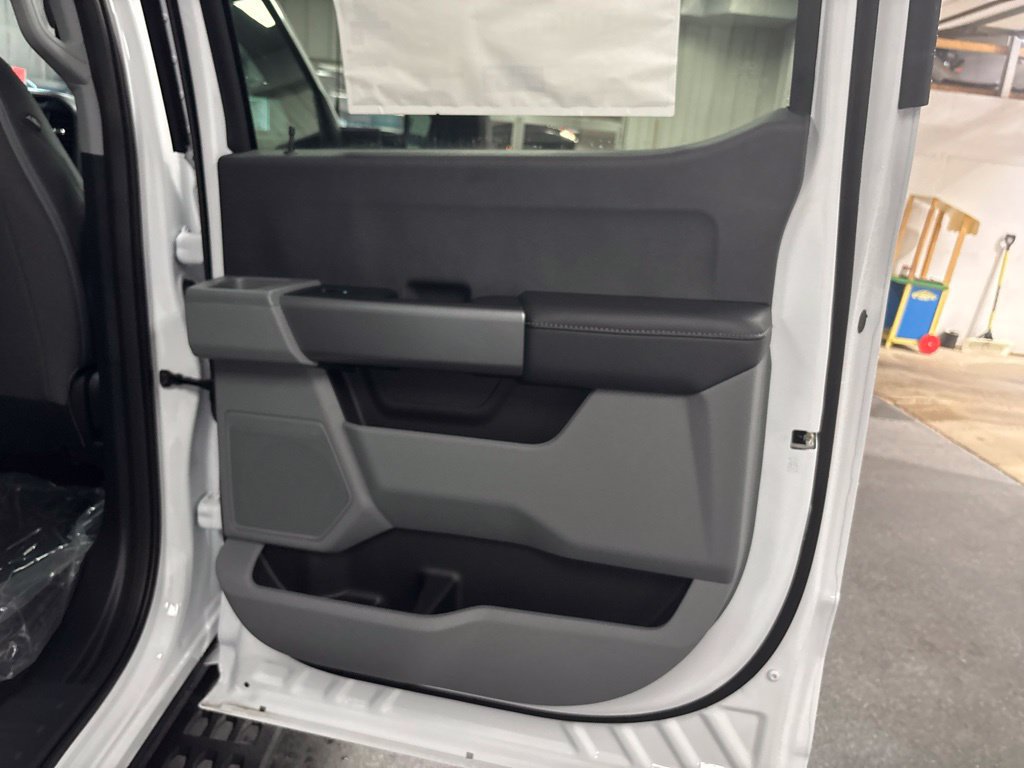 New 2027 Ford F250 XL w/ Tremor Off-Road Package AWD/4WD image 29