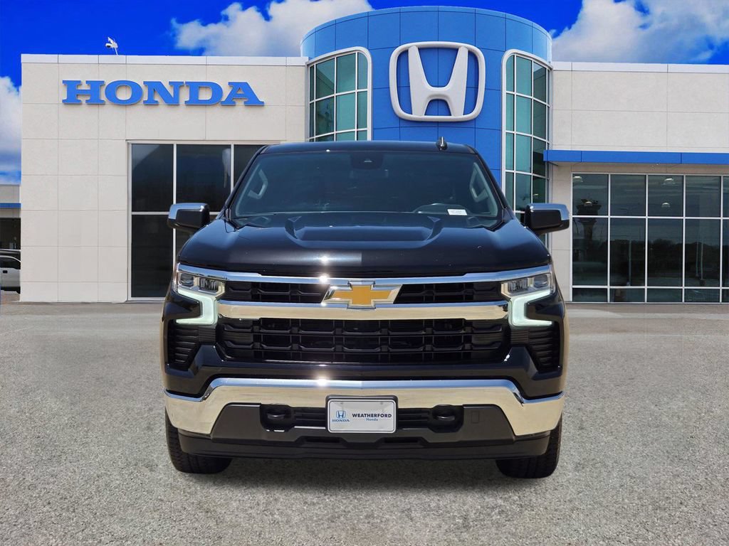 Used 2023 Chevrolet Silverado 1500 LT AWD/4WD image 8