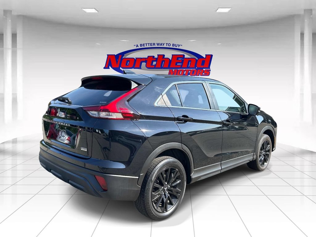 Used 2024 Mitsubishi Eclipse Cross LE AWD/4WD image 4