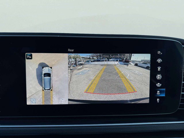 Used 2020 Mercedes-Benz GLE 450 4MATIC w/ Premium Package image 29